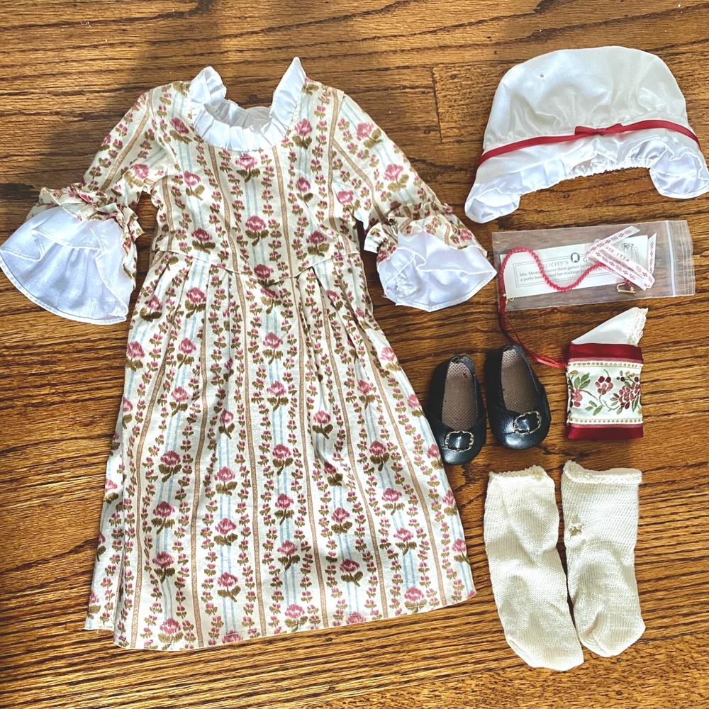 Felicity Dress and Accessories